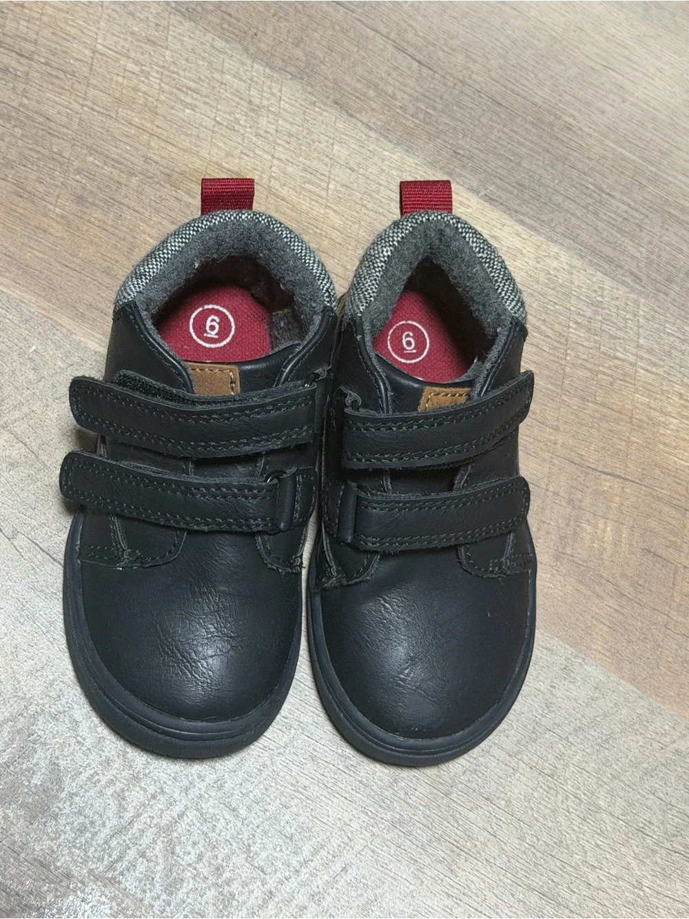 Cat & Jack Toddler Boys Black Velcro Shoes | Size 6